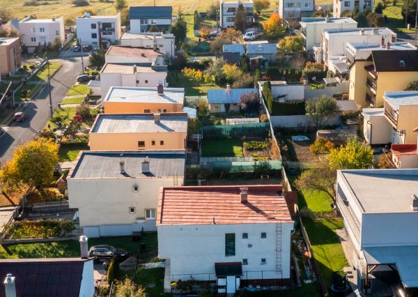 Exkluzívne na predaj rodinný dom v meste Humenné časť Dubník.