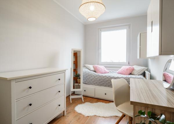 Na predaj vkusne zrekonštruovaný 3-izbový byt s lodžiou na Magurskej ulici v Sásovej, Banská Bystrica