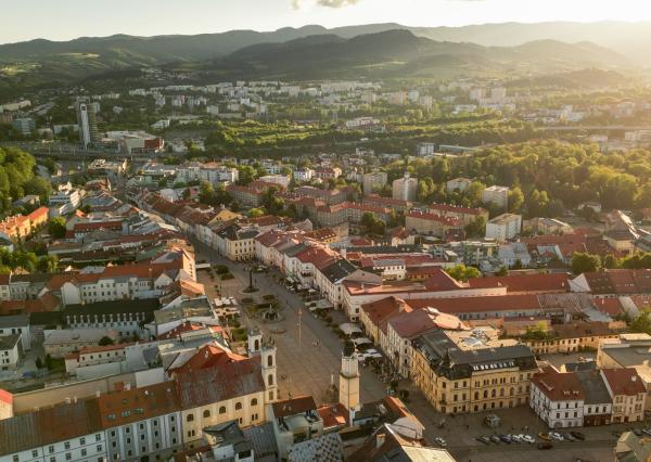 Na predaj vkusne zrekonštruovaný 3-izbový byt s lodžiou na Magurskej ulici v Sásovej, Banská Bystrica