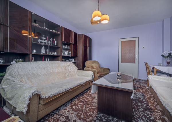 Starší rodinný dom na predaj – tichá lokalita Kravany, blízko Popradu !