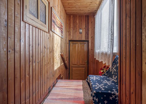 Starší rodinný dom na predaj – tichá lokalita Kravany, blízko Popradu !