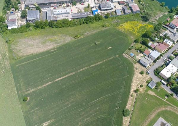 Rozsiahly 3ha stavebný pozemok v Lučenci