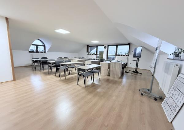 Na prenájom: reprezentatívne komerčné priestory v Čemernom – frekventovaná časť mesta Vranov nad Topľou