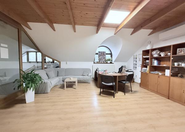 Na prenájom: reprezentatívne komerčné priestory v Čemernom – frekventovaná časť mesta Vranov nad Topľou