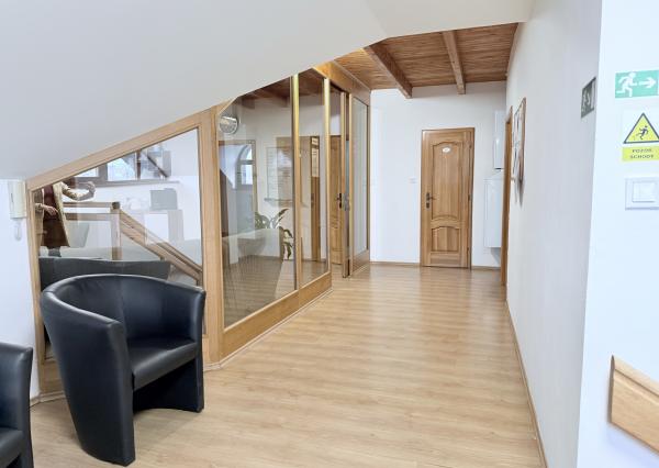 Na prenájom: reprezentatívne komerčné priestory v Čemernom – frekventovaná časť mesta Vranov nad Topľou