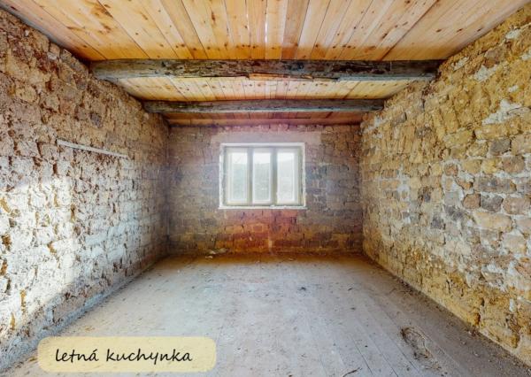 Cinobaňa - starší RD s pozemkom 4539m2