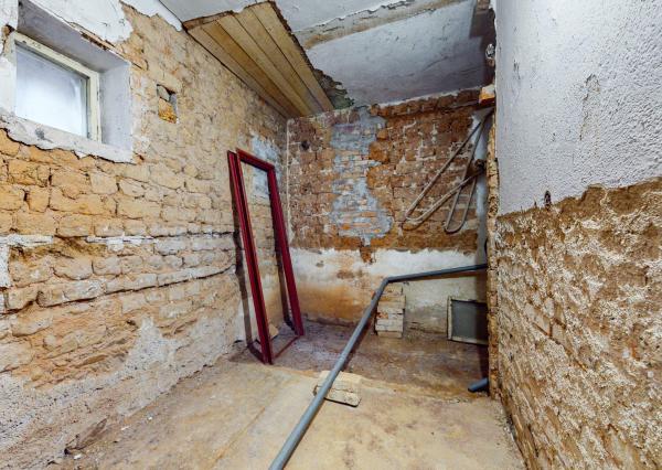 Cinobaňa - starší RD s pozemkom 4539m2