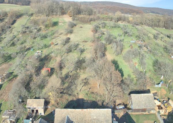 Cinobaňa - starší RD s pozemkom 4539m2