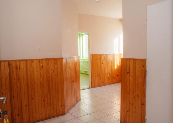 Ponúkame na predaj nebytové priestory o rozlohe 80m2 v centre mesta Veľké Kapušany