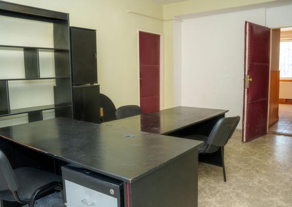 Ponúkame na predaj nebytové priestory o rozlohe 80m2 v centre mesta Veľké Kapušany