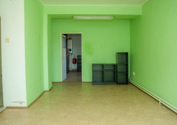 Ponúkame na predaj nebytové priestory o rozlohe 80m2 v centre mesta Veľké Kapušany