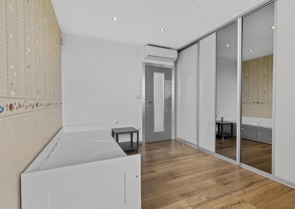 Na predaj moderný rodinný dom, ponúkajúci komfortné a nadštandardné  bývanie