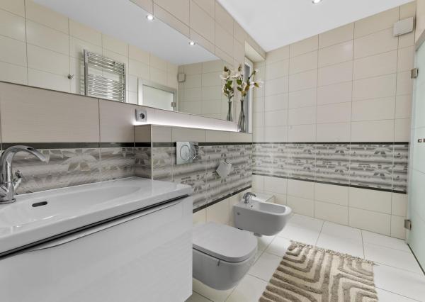 Na predaj moderný rodinný dom, ponúkajúci komfortné a nadštandardné  bývanie