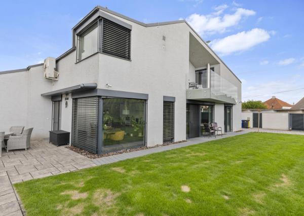 Na predaj moderný rodinný dom, ponúkajúci komfortné a nadštandardné  bývanie