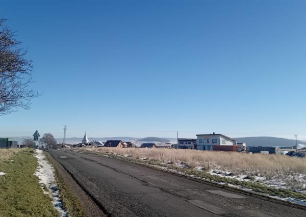 Na  predaj investičný pozemok v podtatranskej obci Mlynica !