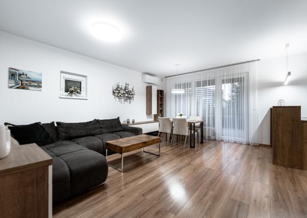 REZERVOVANÉ - Exkluzívne na predaj 3-izbový byt v novostavbe s terasou v lukratívnej časti sídl. Nová Terasa