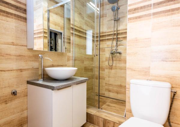 Exkluzívne Vám ponúkame na prenájom  nezariadený 2 izbový byt v Humennom