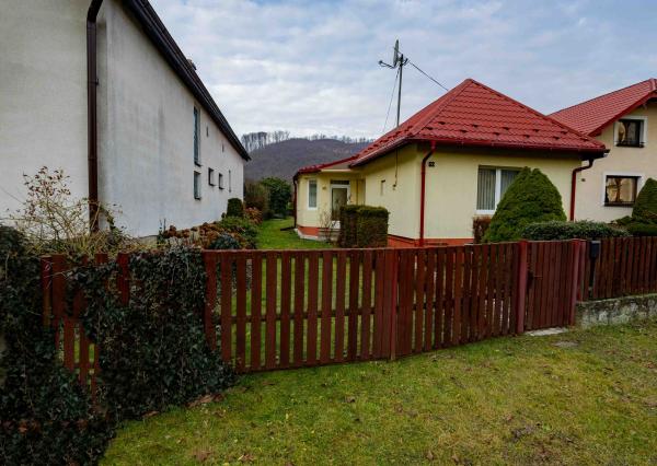 Exkluzívne Vám ponúkame na prenájom rodinný dom v Adidovciach