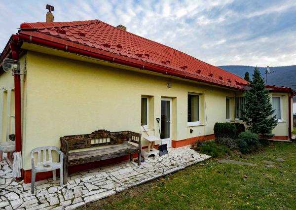 Exkluzívne Vám ponúkame na prenájom rodinný dom v Adidovciach