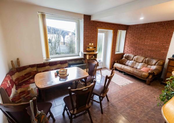 Exkluzívne Vám ponúkame na prenájom rodinný dom v Adidovciach