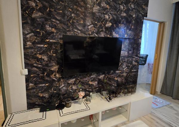 Exkluzívna ponuka! Ponúkam na predaj 2 izbový byt s balkónom v Poprade, časť sídlisko Západ na ul. 29. Augusta