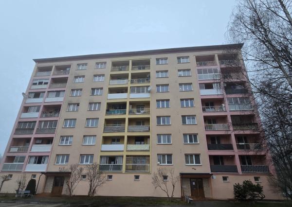 Exkluzívna ponuka! Ponúkam na predaj 2 izbový byt s balkónom v Poprade, časť sídlisko Západ na ul. 29. Augusta