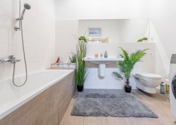 Staromestský 3-izbový byt s vysokými stropmi a parkovaním – centrum Košíc