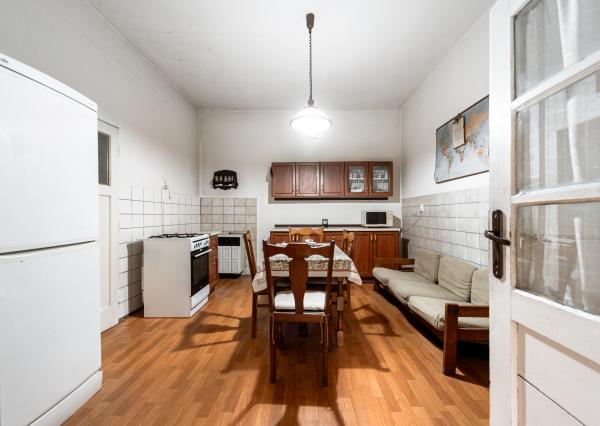 NA PREDAJ: Vidiecky rodinný dom s veľkorysým 50-árovým pozemkom – obec Čierna (okr. Trebišov)