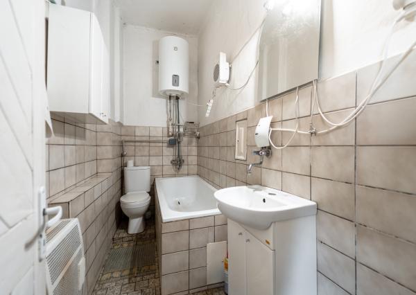 NA PREDAJ: Vidiecky rodinný dom s veľkorysým 50-árovým pozemkom – obec Čierna (okr. Trebišov)