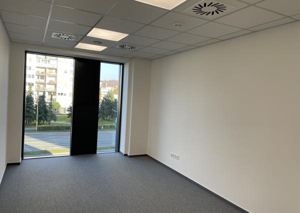 Nebytový priestor v business centre DUETT II o výmere 98,74m2 na 1.poschodí.