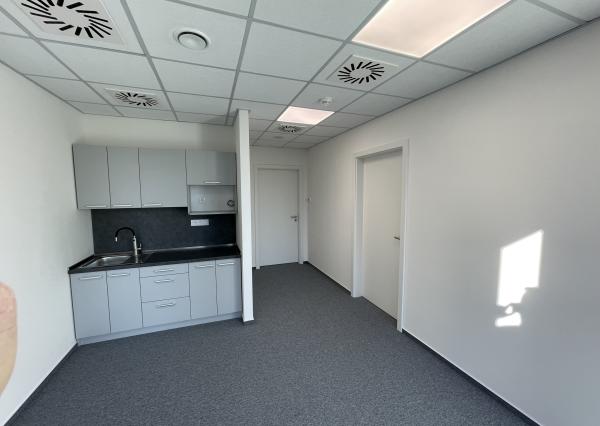Nebytový priestor v business centre DUETT II o výmere 98,74m2 na 1.poschodí.