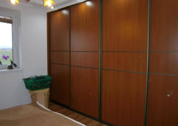 Prenájom 4-izb.byt v rodinnom dome; novostavba; detské ihrisko ; obec Láb