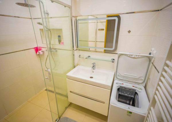 Exkluzívne Vám ponúkame na predaj 3 izbový byt  v Humennom