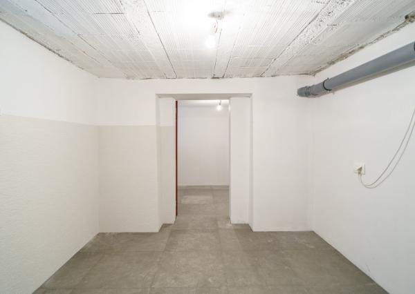 NA PREDAJ KOMPLETNE ZREKONŠTRUOVANÝ 3-podlažný rodinný dom,  Prídavková ulica, Záhorská Bystrica