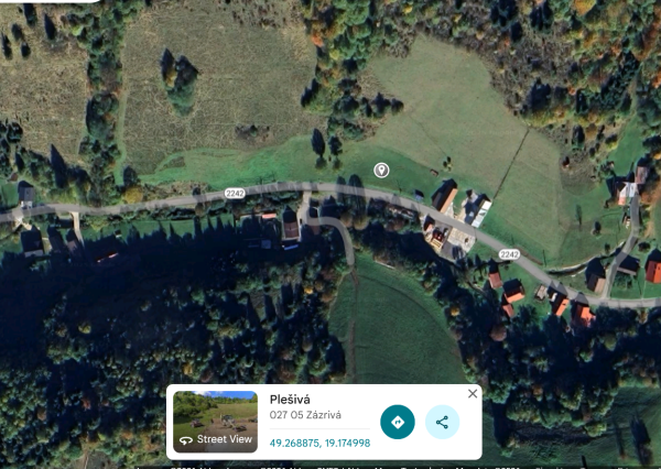 Stavebný pozemok s projektom na 5izbovú chatu a platným stavebným povolením