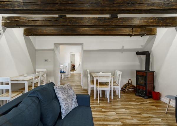 REZERVOVANÉ - Na predaj rodinný dom po kompletnej rekonštrukcii pri Kolpašskom jazere, Banský Studenec - Kolpachy, okres Banská Štiavnica