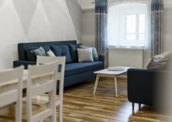 REZERVOVANÉ - Na predaj rodinný dom po kompletnej rekonštrukcii pri Kolpašskom jazere, Banský Studenec - Kolpachy, okres Banská Štiavnica