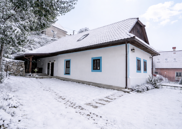 REZERVOVANÉ - Na predaj rodinný dom po kompletnej rekonštrukcii pri Kolpašskom jazere, Banský Studenec - Kolpachy, okres Banská Štiavnica