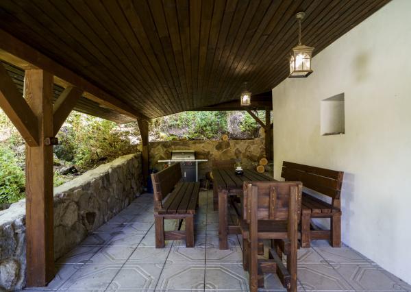 REZERVOVANÉ - Na predaj rodinný dom po kompletnej rekonštrukcii pri Kolpašskom jazere, Banský Studenec - Kolpachy, okres Banská Štiavnica