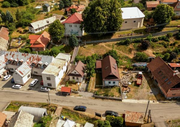 REZERVOVANÉ - Na predaj rodinný dom po kompletnej rekonštrukcii pri Kolpašskom jazere, Banský Studenec - Kolpachy, okres Banská Štiavnica