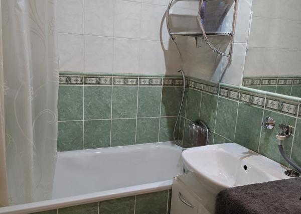 Exkluzívna na predaj veľký slnečný 3.-izbový byt s balkónom v Poprade na sídlisku Nový juh, ul. Jesenná