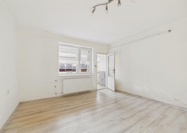 Predaj rodinný dom v Trebaticiach – bývanie s potenciálom len pár minút od Piešťan