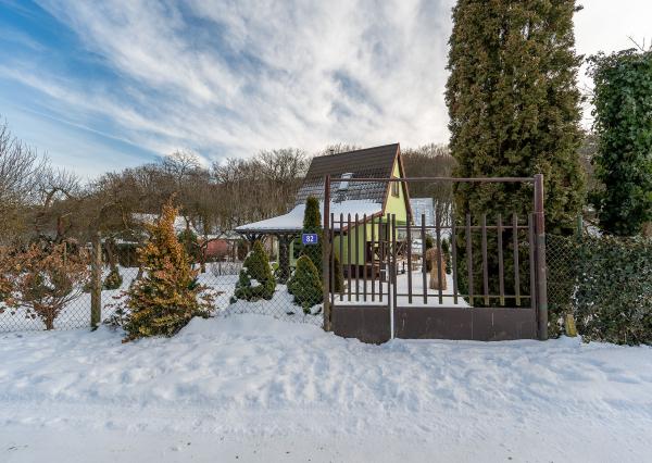 Ponúkame Vám na predaj krásnu murovanú dvojpodlažnú chatu v Košickej Novej Vsi.