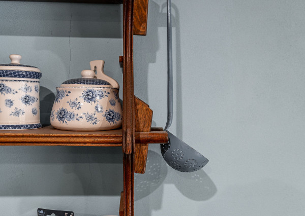 Ponúkame Vám na predaj krásnu murovanú dvojpodlažnú chatu v Košickej Novej Vsi.