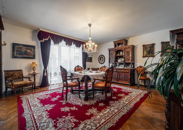 Výnimočný priestranný 4-izbový byt v srdci Vysokých Tatier  - Tatranskej Lomnici