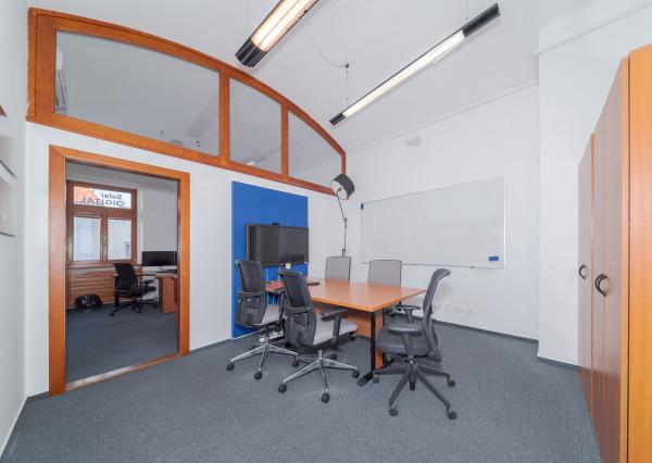 Reprezentatívne kancelárske priestory, prenájom, 303 m2, klimatizácia, parking v uzavretom dvore, Kováčska, Košice