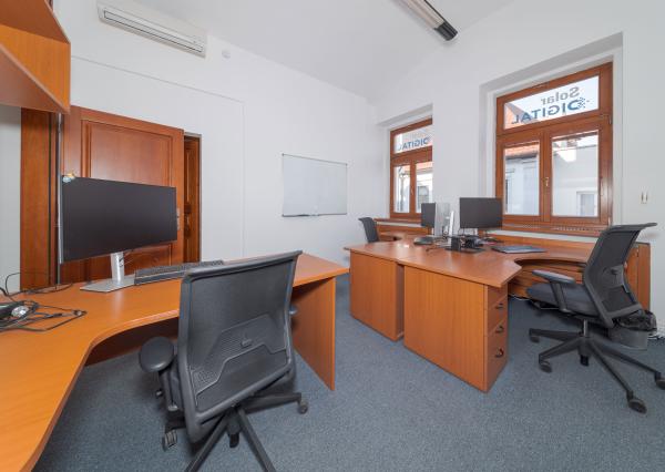 Reprezentatívne kancelárske priestory, prenájom, 303 m2, klimatizácia, parking v uzavretom dvore, Kováčska, Košice