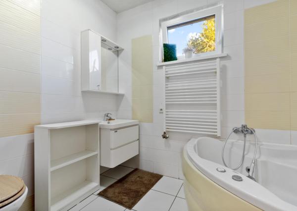 Na predaj moderný rodinný dom, ponúkajúci komfortné bývanie