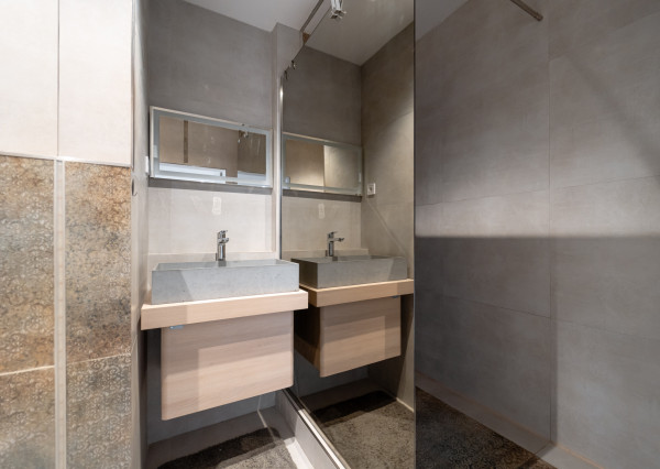 Ponúkame Vám priestranný 4i byt s loggiou na 7. poschodí na sídlisku KVP – Klimkovičova ul.