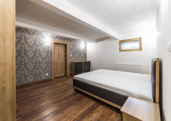 5-izbový byt na prenájom, historické centrum Košíc s parkovaním, 200m2